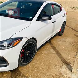 هیۆندای ئەلەنترا